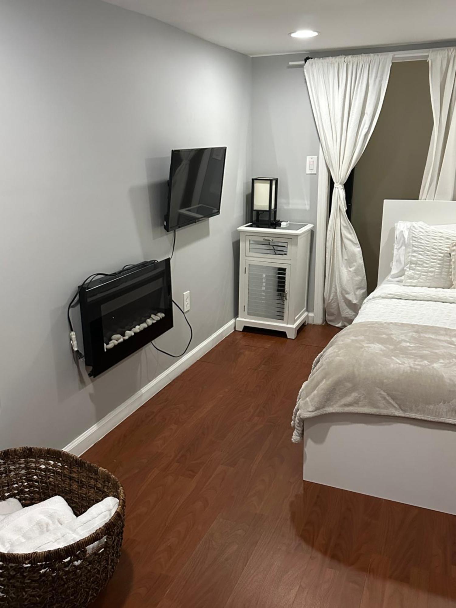 Апартаменты Morris Park Area Нью-Йорк Экстерьер фото