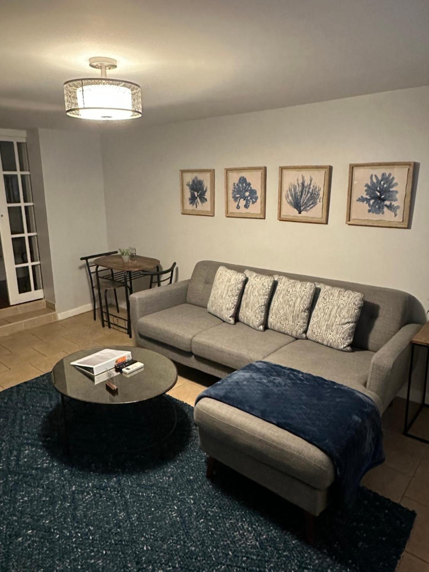 Апартаменты Morris Park Area Нью-Йорк Экстерьер фото